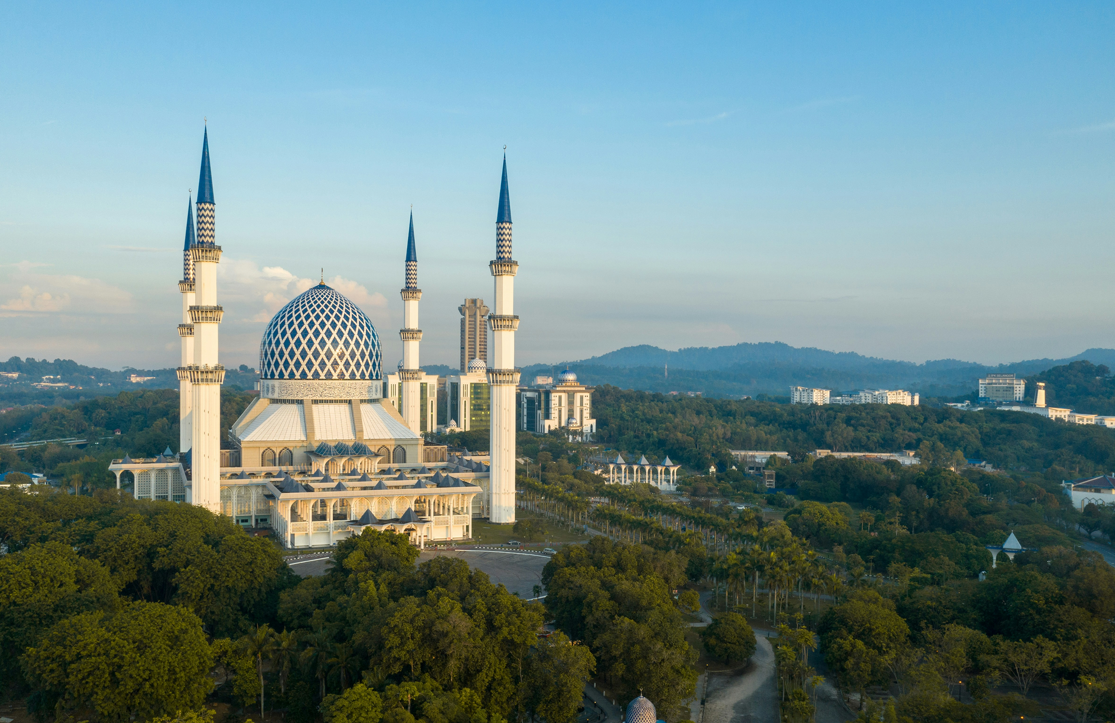 firdouss-ross-1Fs3piv9px8-unsplash 1