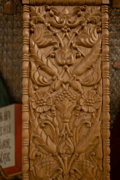 intricate walnut wood carvings